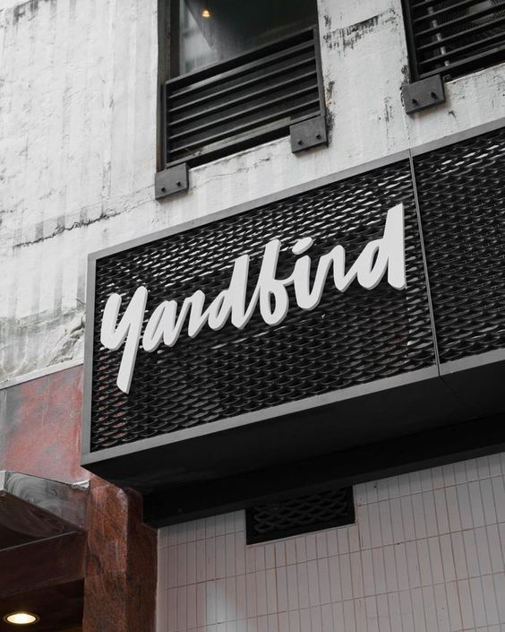 Modern Illuminated Signs for Eye-Catching Exterior Sign Board