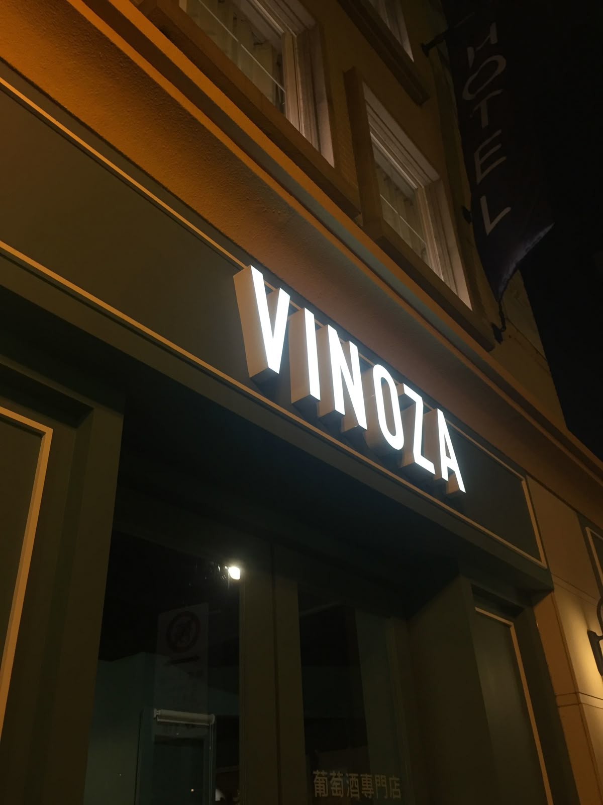 Modern Illuminated Signage for Interiors & Exteriors